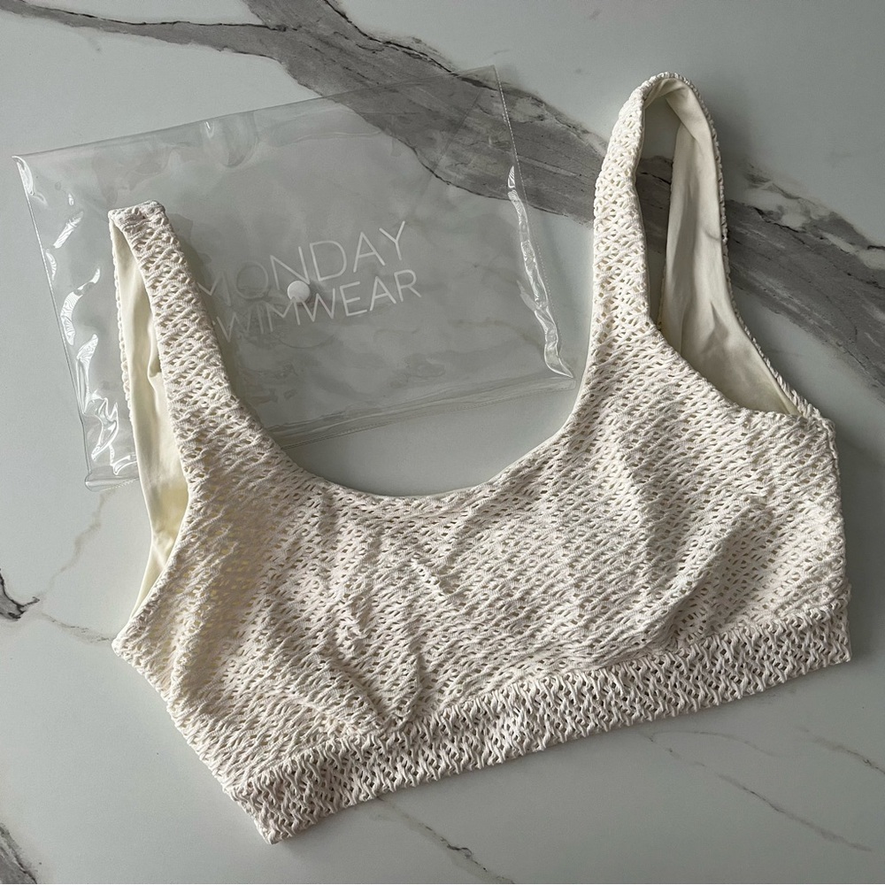 Monday Swimwear (XL) Jamaica Tank Bikini Top Ivory Crochet